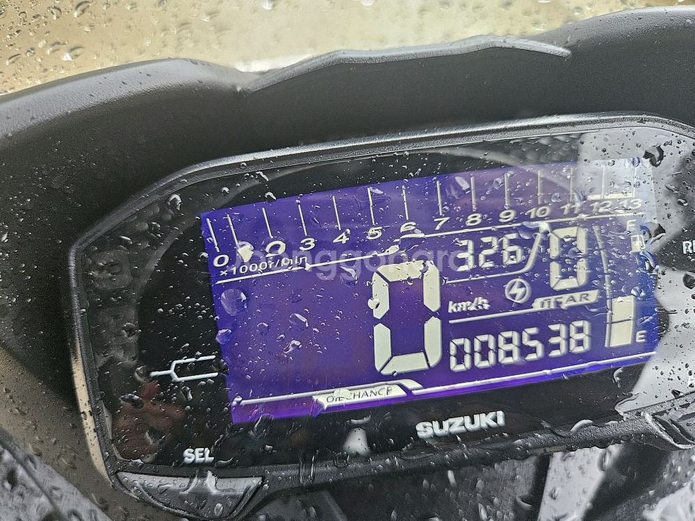 스즈키gsxr125 /검빨 /23년식 / 8천키로 /3--9