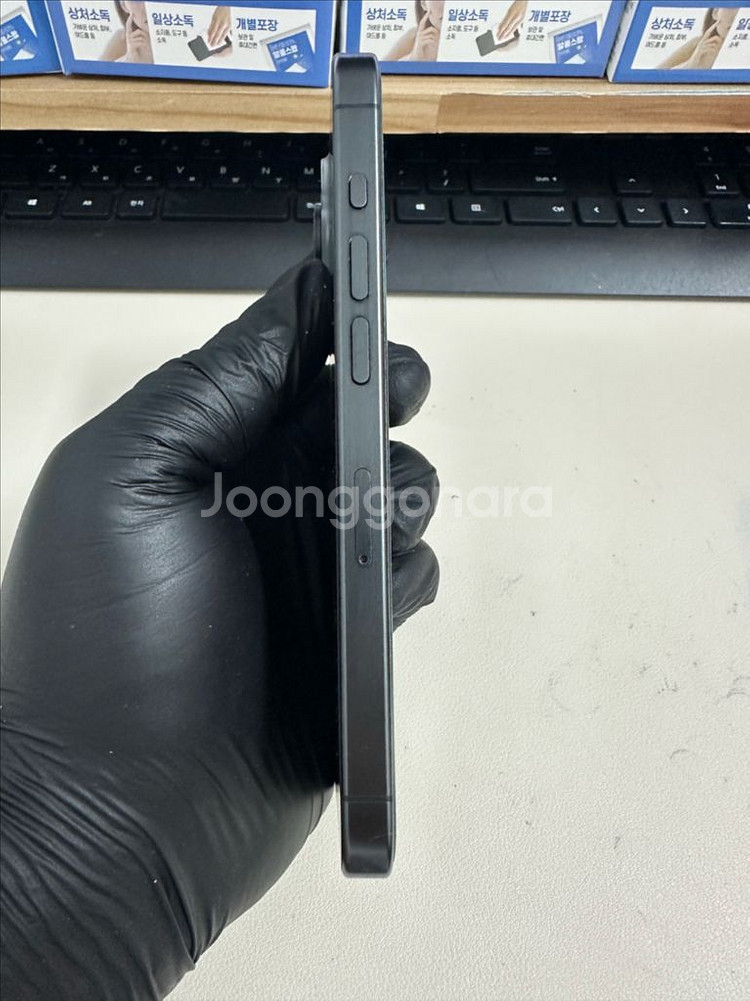아이폰15프로 256G 블랙티타늄 S급!--4