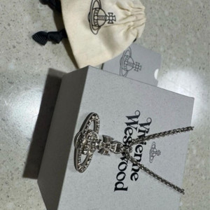 비비안웨스트우드 목걸이 풀박스