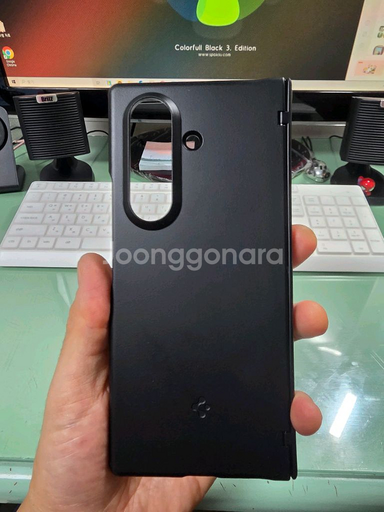 Fold7 슈피겐 에어핏 프로 케이스--0