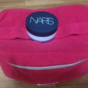 나스 투명파우더