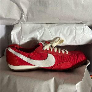 나이키 자크뮈스 문슈 레드 285 290 새제품 판매