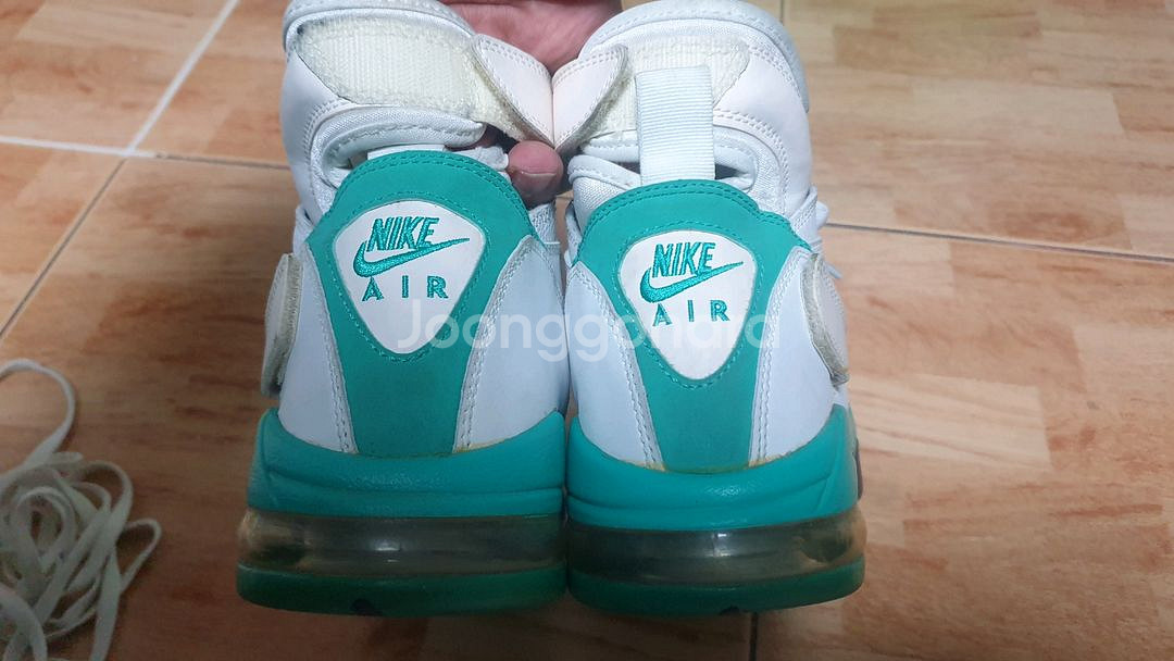 나이키 맥스2 스트롱 270(265추천)--8