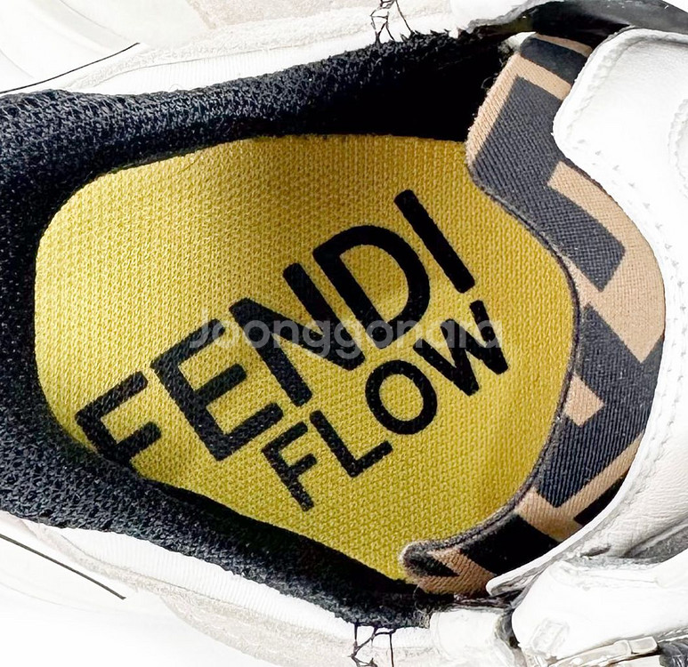 [7] 펜디 남성 플로우 나일론 로우탑 스니커즈 화이트--8