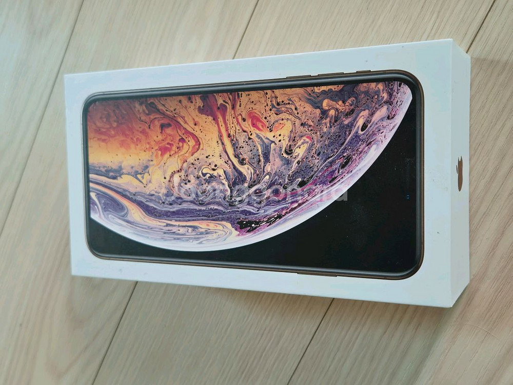 아이폰XS MAX 64GB--3