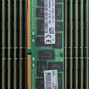 SK PC4-17000R 2133MHz DDR4 ECC