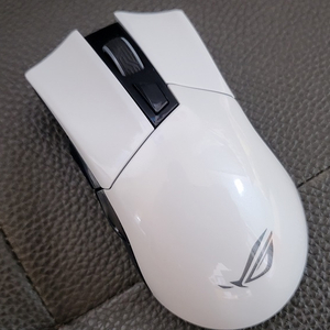 ASUS 아수스 ROG 글라디우스2 펄화이트 유선마우스