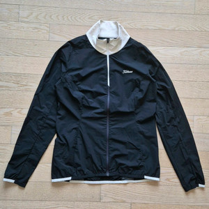 타이틀리스트 아쿠쉬네트 바람막이자켓 사이즈 L(95)