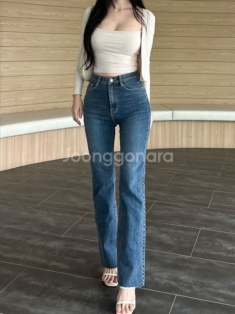 카인다미 골반뽕 데님 부츠컷 청바지 S 새제품--0