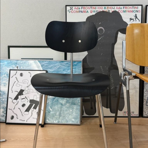 와일드 스피어스 SE68 체어