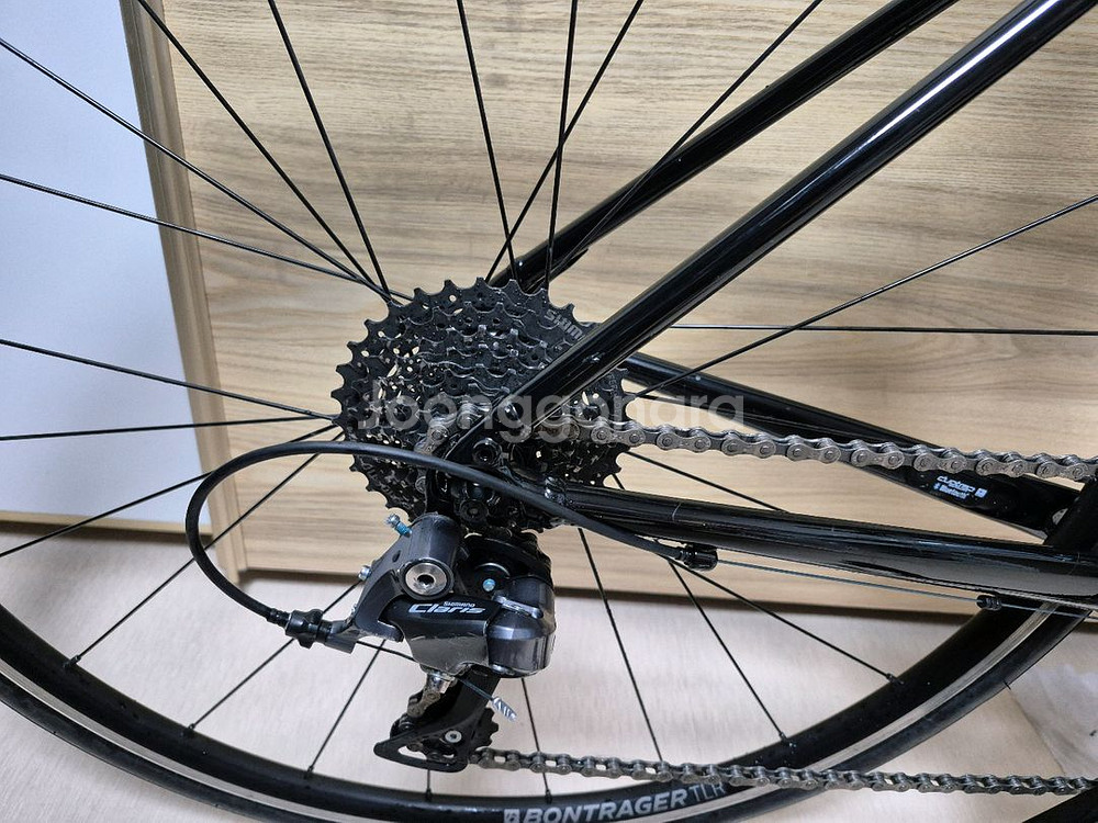 2022 트렉 도마니 AL2 로드 자전거--3