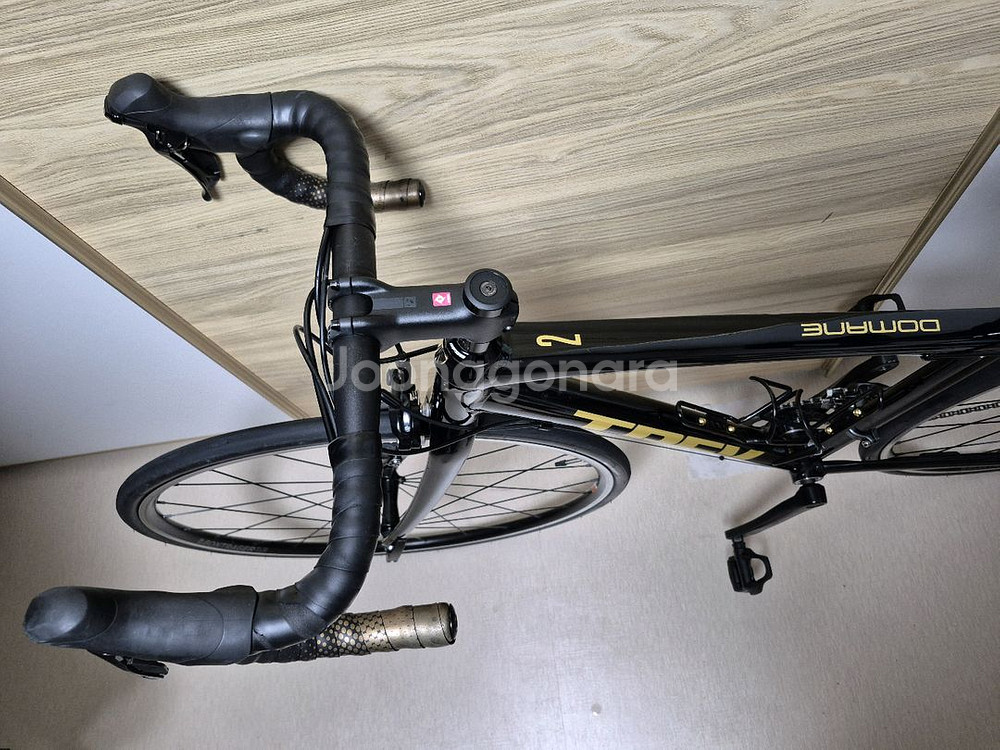 2022 트렉 도마니 AL2 로드 자전거--9