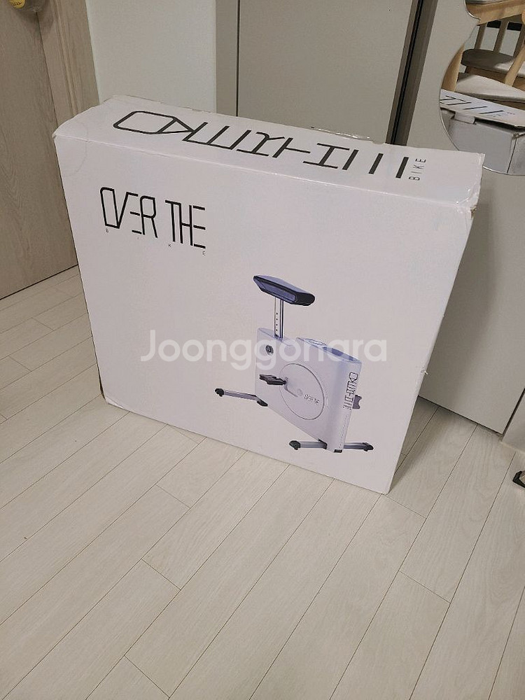 오버더바이크 전현무 실내자전거 팝니다.--0