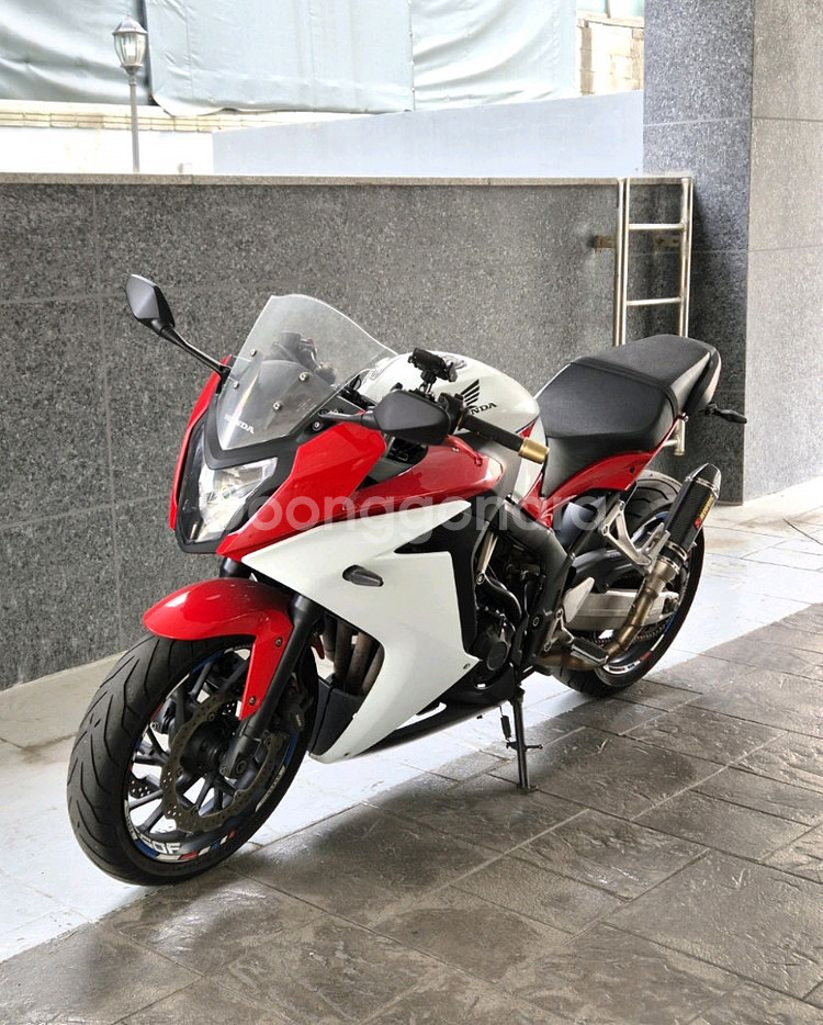 2014 CBR650F 아크라 트윈머플러 판매합니다.--4