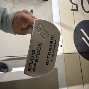 베티나르디 스튜디오스탁 35 34인치