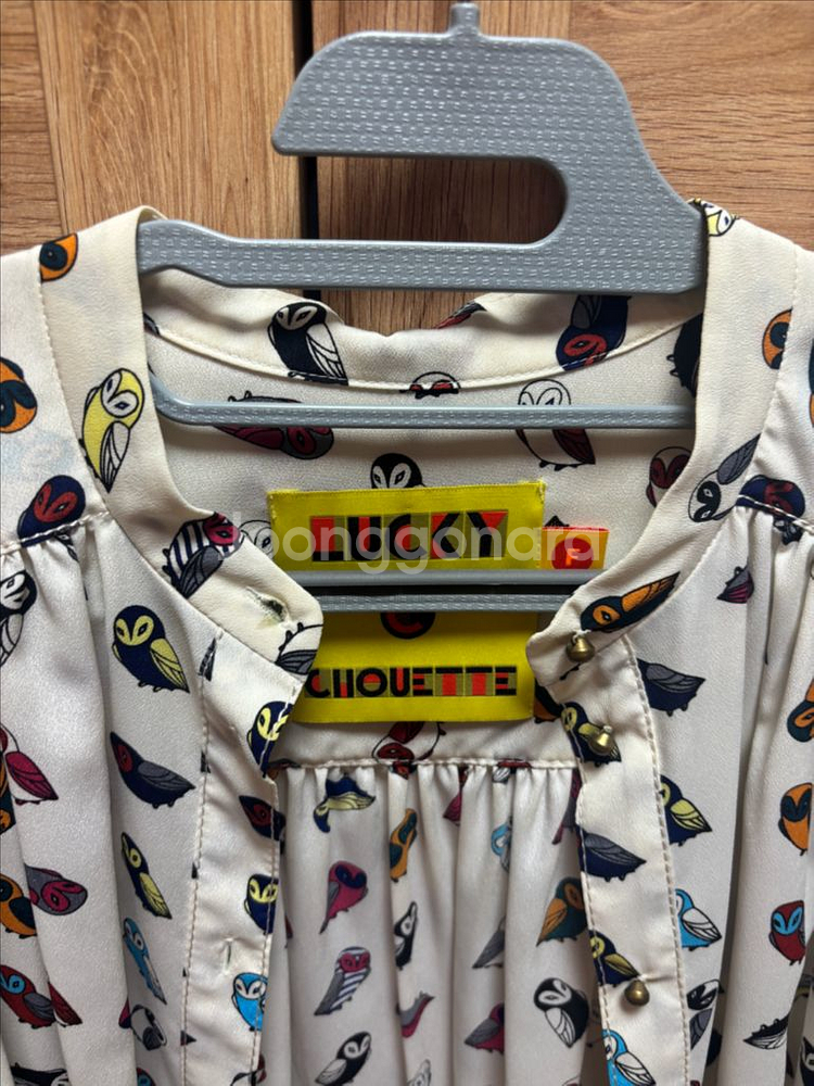 럭키슈에트 블라우스--5