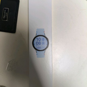 새상품 갤럭시 워치 FE 실버
