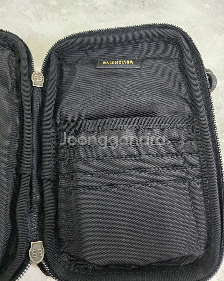 발렌시아가 크로스백 판매--9