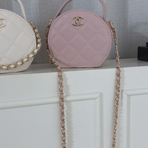 샤넬캐비어 원형크로스(샴페인골드 새상품)아이보리,핑크