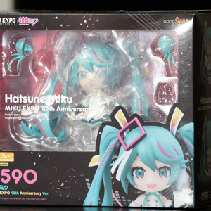 2590 하츠네미쿠 엑스포 10th 넨도 팝니다