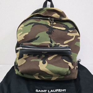 생로랑 밀리터리 백팩