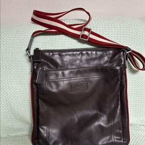 발리 가죽 크로스백