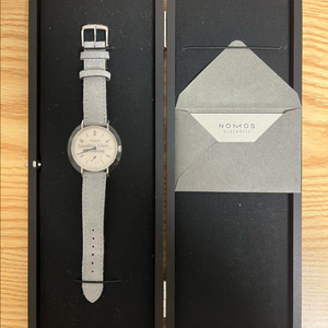 노모스 탕겐테 33mm
