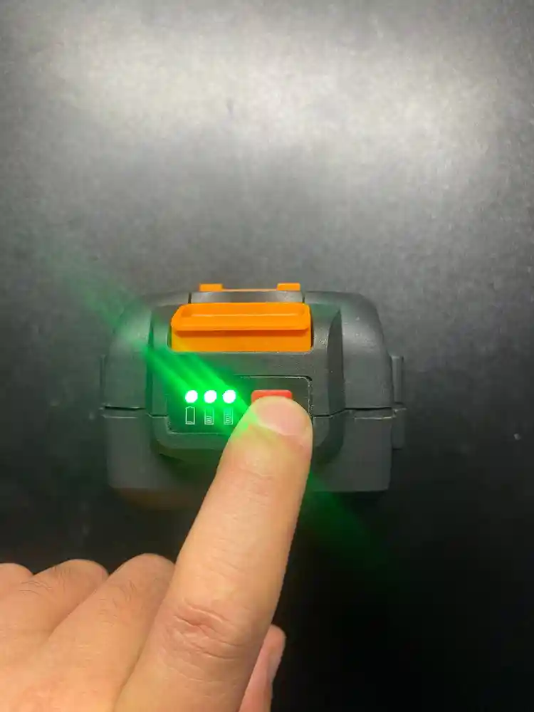 웍스 WORX 40V 배터리 WA3580 + 충전기 이미지