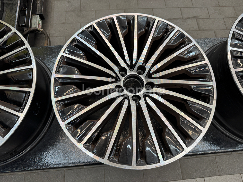 벤츠 E클래스 e450 amg 20인치 순정 마차휠--3