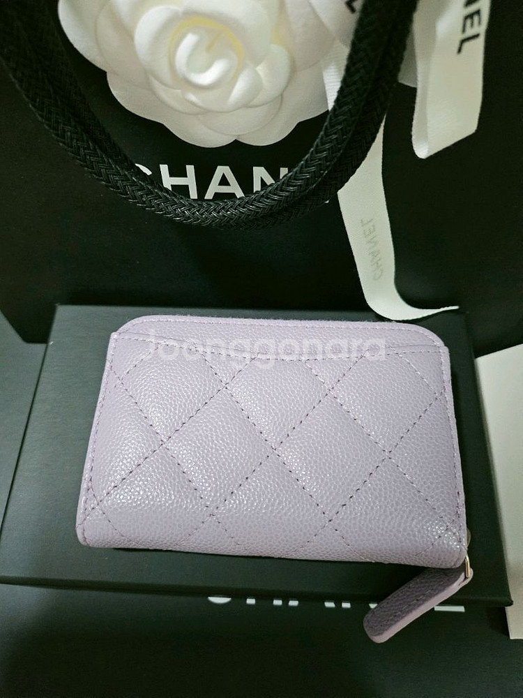 샤넬 지퍼돌이 라일락 45만원--2