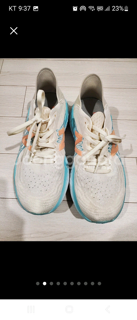 뉴발란스 운동화 1080 V10 프레쉬폼 러닝화 245--1