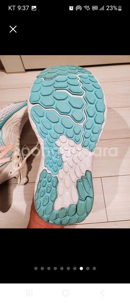 뉴발란스 운동화 1080 V10 프레쉬폼 러닝화 245--7