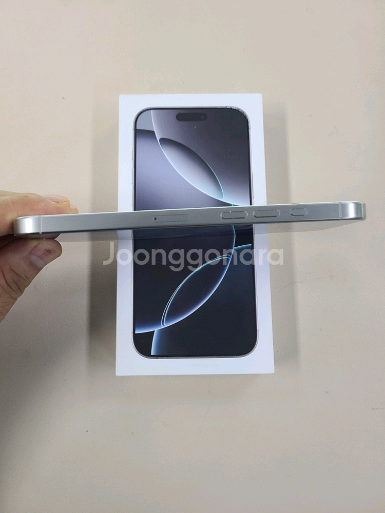 아이폰16프로맥스 512G 밧데리97프로 무기스 상태최--2