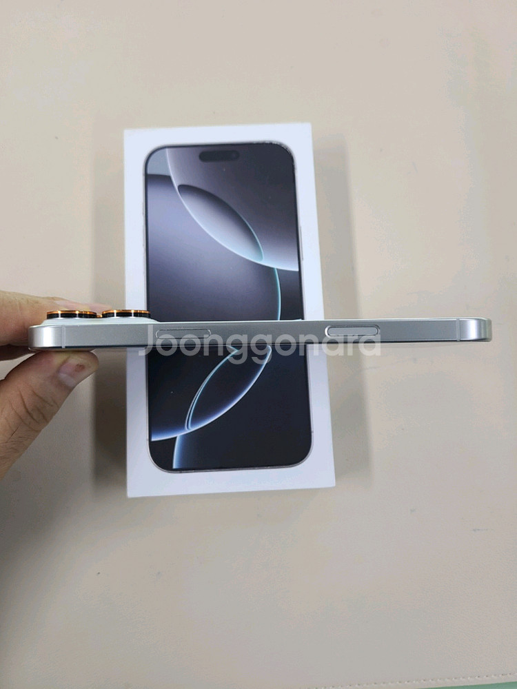 아이폰16프로맥스 512G 밧데리97프로 무기스 상태최--5