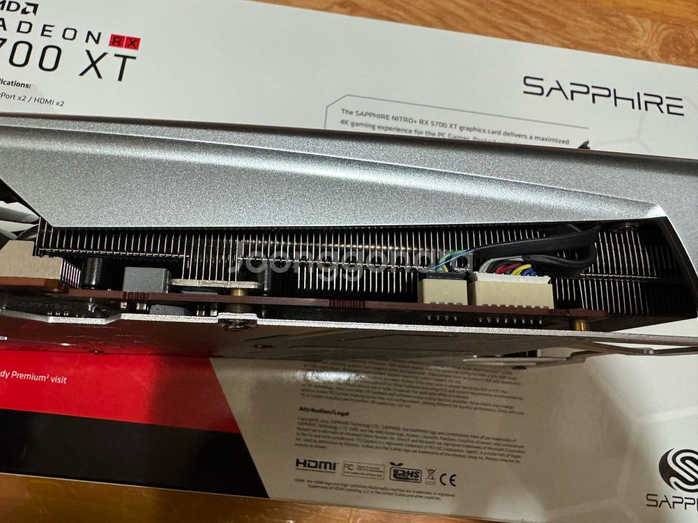 SAPPHIRE NITRO+ 5700XT--6