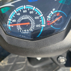 오토바이100씨시2022년식