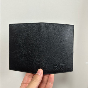 PXG 블랙 가죽 카드지갑