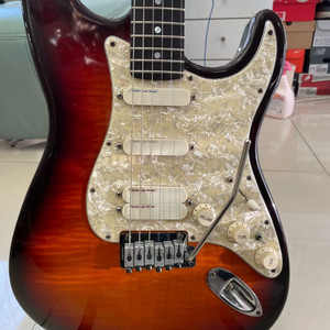 펜더 울트라 스트라토캐스터 이미지