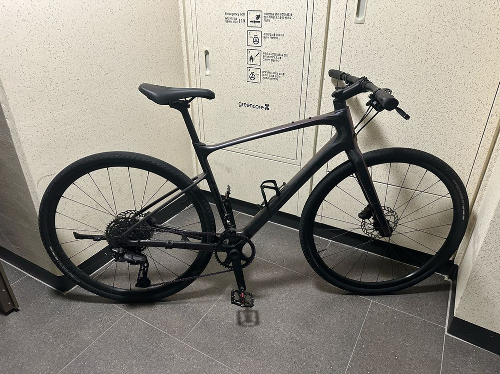 2024 자이언트 패스트로드 어드밴스 ar1 m사이즈--1