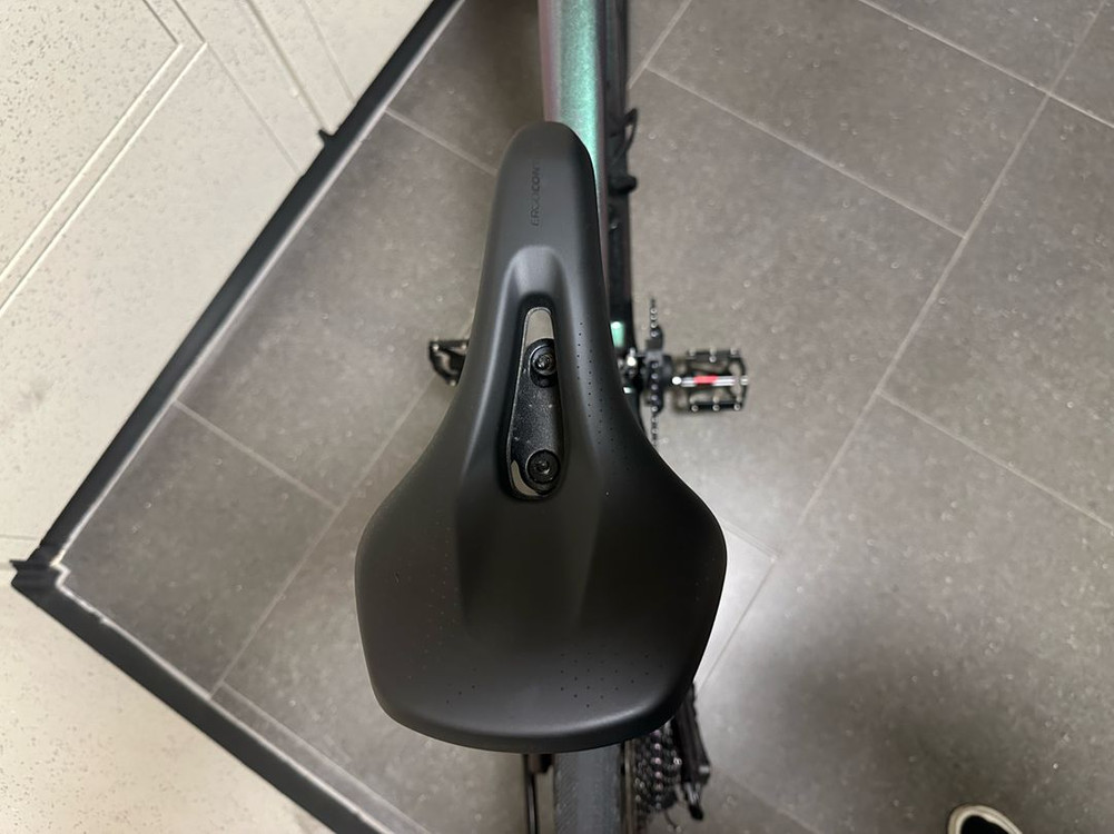 2024 자이언트 패스트로드 어드밴스 ar1 m사이즈--3