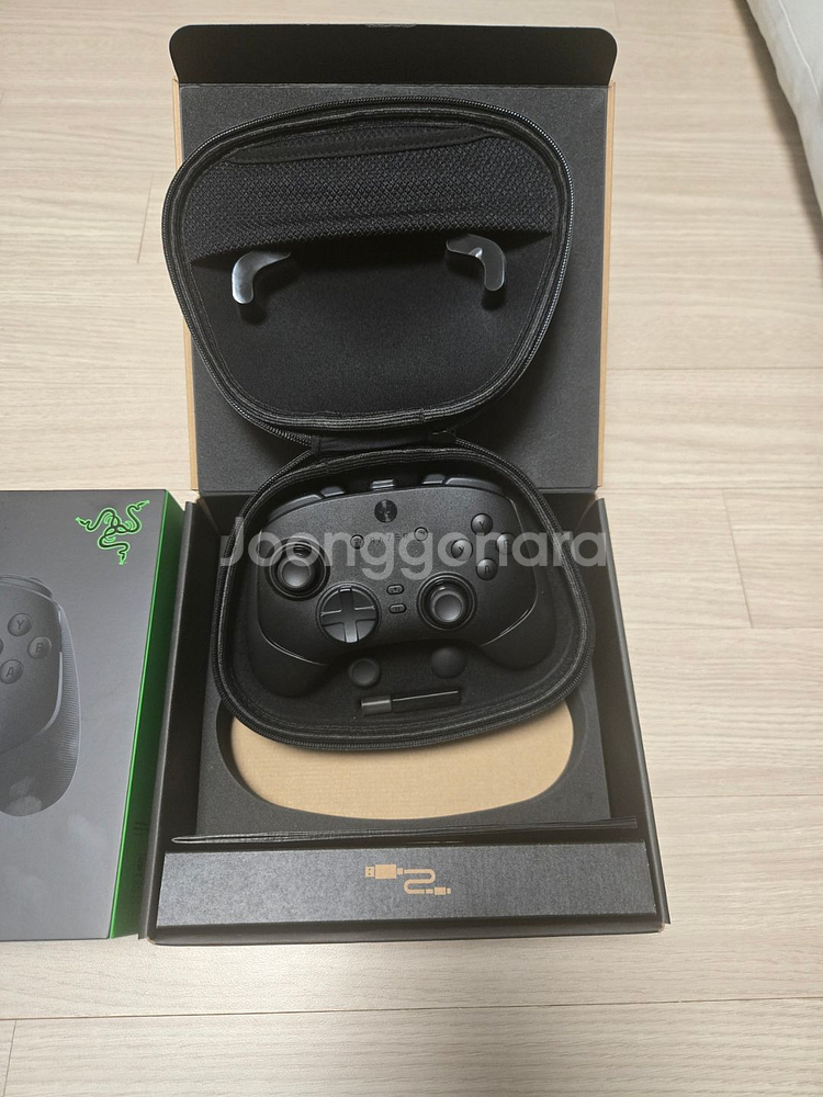 레이저 울버린 v3 pro 8k pc 팝니다--2