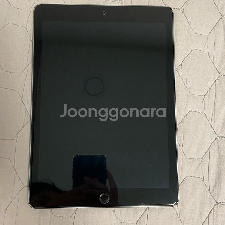 아이패드 6세대 실버 32GB wifi--1
