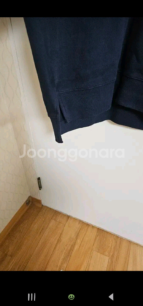 써스데이아일랜드 로고 자수 오버핏 스웻셔츠--5