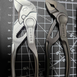 크니펙스 미니 첼라&플라이어 팝니다. (파우치 포함)