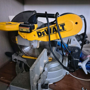 디월트 DW716 12인치 각도절단기