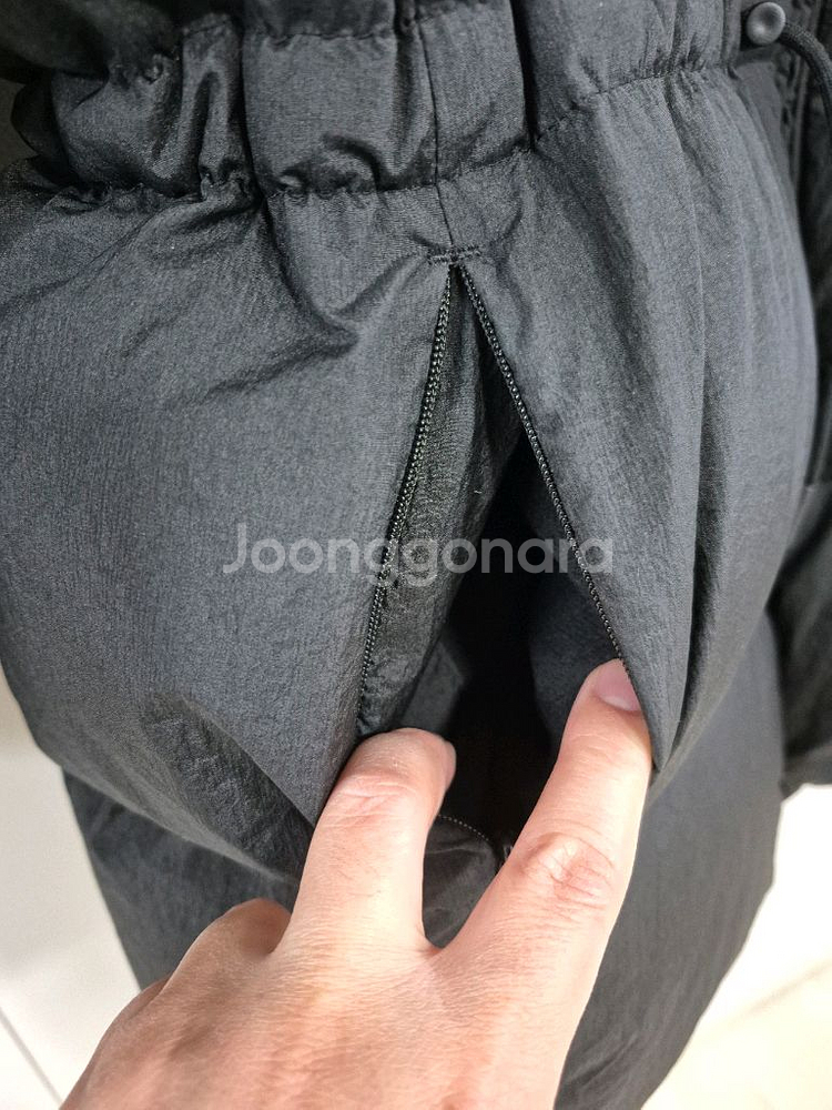 무신사 우먼즈 브라이트 후디드 미들 다운 재킷--5