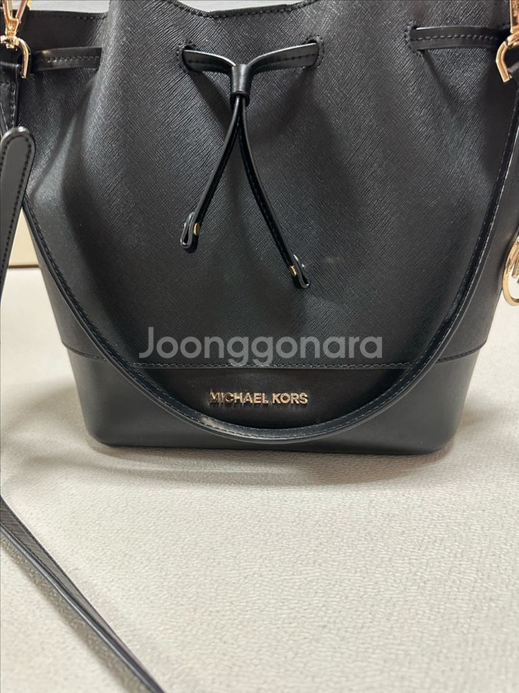 마이클코어스 버킷백--0