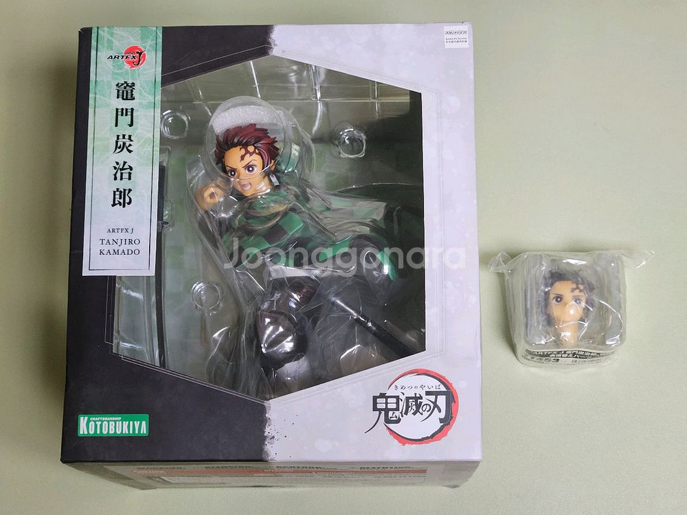 미개봉)코토부키야 귀멸의칼날 카마도탄지로피규어 특전포함--0