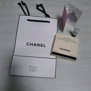 샤넬 레베쥬 아이 섀도우 팔레트(웜)새상품 판매합니다