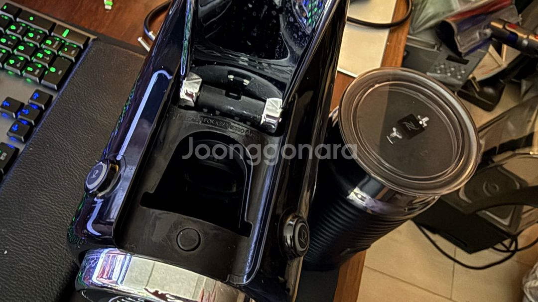 네스프레소 시티즈 앤 밀크 고급형 커피머신--3